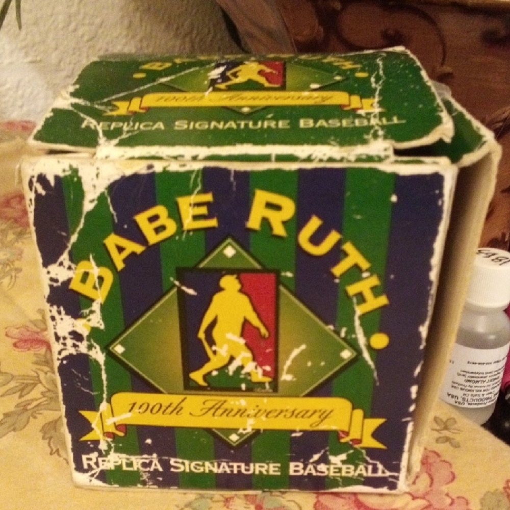 Commemorative Baseball Box - Green and Yellow